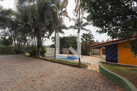 Casa à venda com 1300m², 4 quartos e 8 vagas Casa à venda com 1300m², 4 quartos e 8 vagasÁrea comum