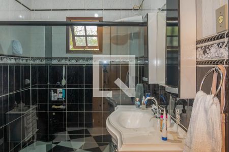 Casa à venda com 1300m², 4 quartos e 8 vagas Casa à venda com 1300m², 4 quartos e 8 vagasBanheiro da Suíte