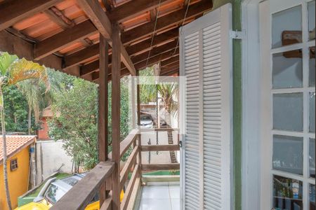 Casa à venda com 1300m², 4 quartos e 8 vagas Casa à venda com 1300m², 4 quartos e 8 vagasSacada do Quarto 2