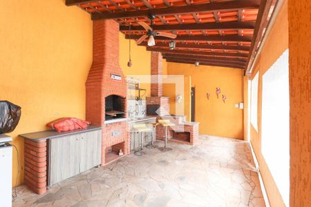 Casa à venda com 1300m², 4 quartos e 8 vagas Casa à venda com 1300m², 4 quartos e 8 vagasÁrea comum