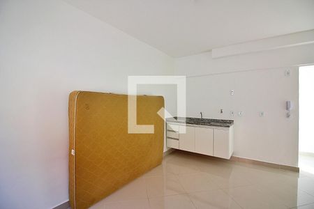 Sala/Quarto de apartamento para alugar com 1 quarto, 20m² em Rudge Ramos, São Bernardo do Campo