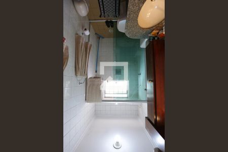 Casa à venda com 125m², 3 quartos e 2 vagasBanheiro da Suíte