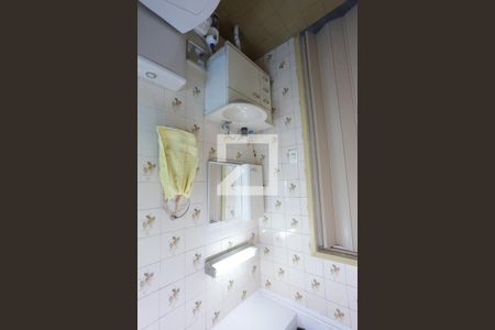 Casa à venda com 125m², 3 quartos e 2 vagasBanheiro Social