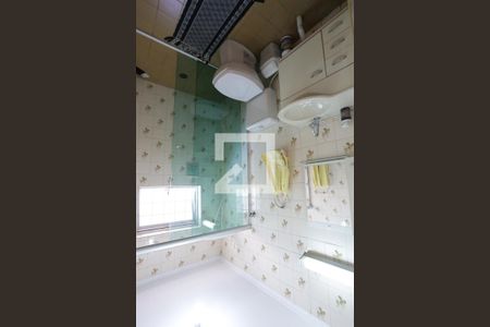 Casa à venda com 125m², 3 quartos e 2 vagasBanheiro Social