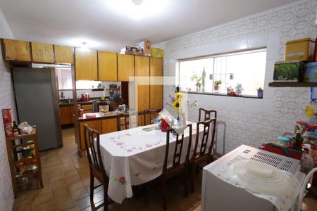 Casa à venda com 125m², 3 quartos e 2 vagasCozinha