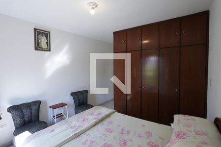 Casa à venda com 125m², 3 quartos e 2 vagasSuíte