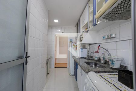 Apartamento à venda com 64m², 2 quartos e 1 vagaCozinha
