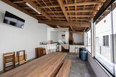 Apartamento à venda com 64m², 2 quartos e 1 vagaÁrea comum