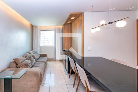 Sala de apartamento para alugar com 2 quartos, 65m² em Belvedere, Belo Horizonte