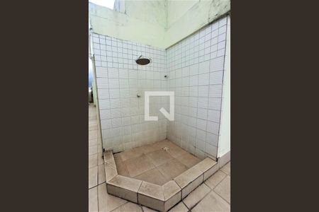 Apartamento à venda com 62m², 2 quartos e 1 vagaChuveiro