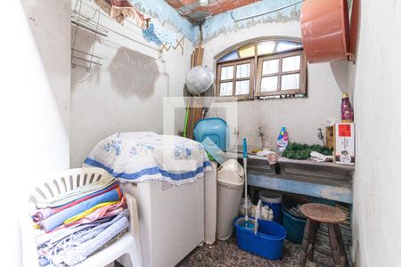 Casa à venda com 148m², 4 quartos e 2 vagas Casa à venda com 148m², 4 quartos e 2 vagasÁrea de serviço