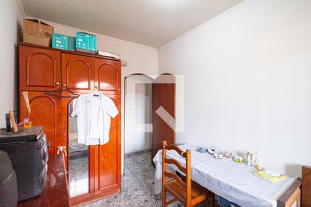 Casa à venda com 148m², 4 quartos e 2 vagas Casa à venda com 148m², 4 quartos e 2 vagasQuarto 2