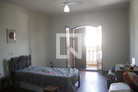 Casa à venda com 304m², 3 quartos e 3 vagasQuarto 1