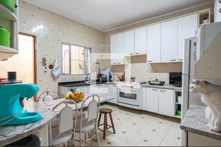 Casa à venda com 250m², 3 quartos e 1 vaga Casa à venda com 250m², 3 quartos e 1 vagaCozinha