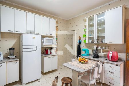 Casa à venda com 250m², 3 quartos e 1 vaga Casa à venda com 250m², 3 quartos e 1 vagaCozinha