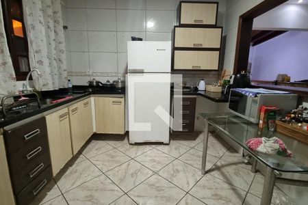 Casa para alugar com 500m², 2 quartos e 4 vagasCozinha