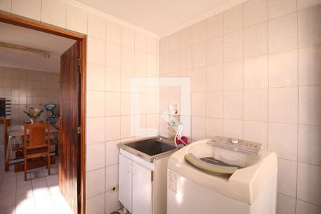 Casa à venda com 210m², 4 quartos e 4 vagasÁrea de serviço