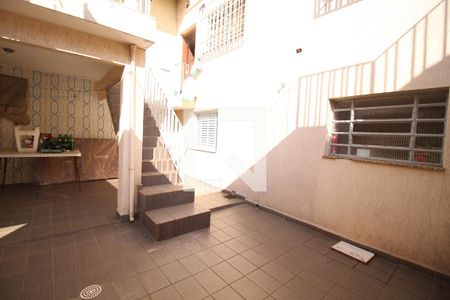 Casa para alugar com 4 quartos, 210m² em Jardim Santo Elias, São Paulo