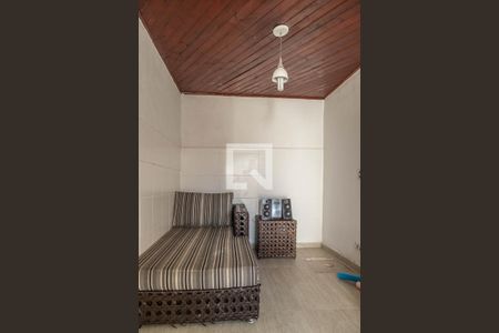 Casa à venda com 300m², 4 quartos e 2 vagasQuarto de Serviço