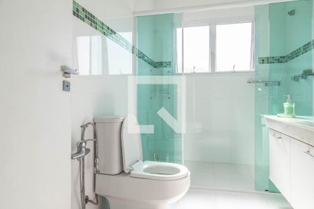 Casa à venda com 300m², 4 quartos e 2 vagasBanheiro da Suíte 1