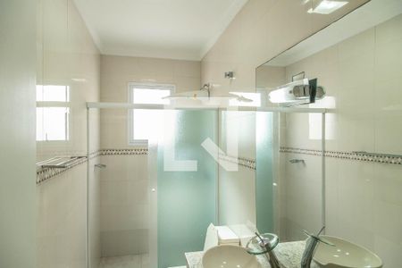 Casa à venda com 300m², 4 quartos e 2 vagasBanheiro