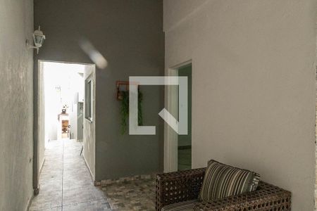 Casa à venda com 300m², 4 quartos e 2 vagasEntrada