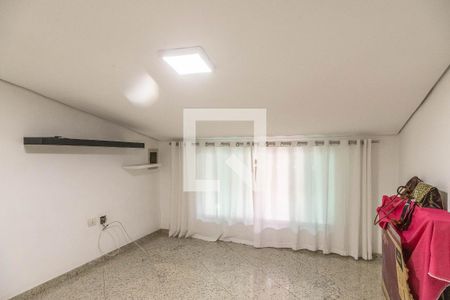 Sala 2 de casa para alugar com 4 quartos, 300m² em Vila Ré, São Paulo