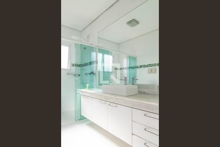 Casa à venda com 300m², 4 quartos e 2 vagasBanheiro da Suíte 1