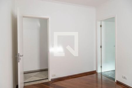 Casa à venda com 300m², 4 quartos e 2 vagasSuíte 2