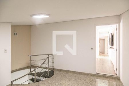 Sala 2 de casa à venda com 4 quartos, 300m² em Vila Ré, São Paulo