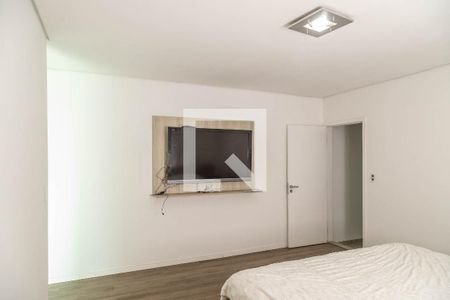 Casa à venda com 300m², 4 quartos e 2 vagasSuíte 1