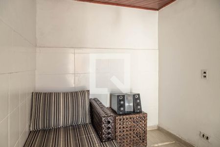 Casa à venda com 300m², 4 quartos e 2 vagasQuarto de Serviço