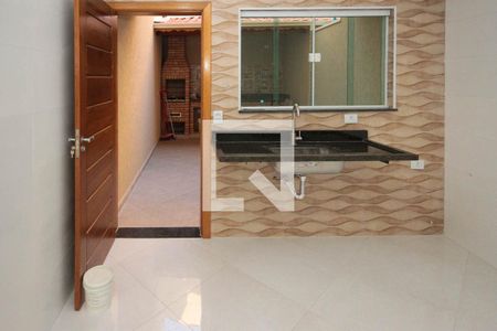 Casa à venda com 90m², 2 quartos e 2 vagas Casa à venda com 90m², 2 quartos e 2 vagasCozinha