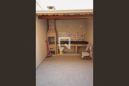 Casa à venda com 90m², 2 quartos e 2 vagas Casa à venda com 90m², 2 quartos e 2 vagasQuintal