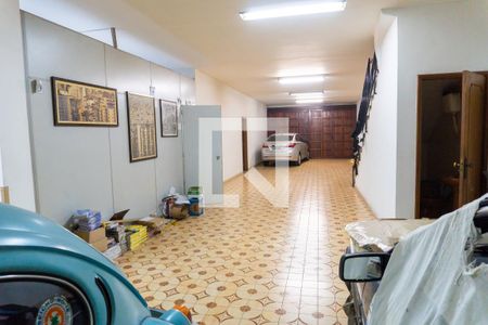 Garagem de casa à venda com 4 quartos, 470m² em Planalto Paulista, São Paulo
