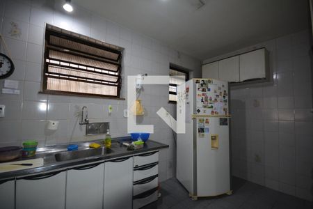 Casa à venda com 650m², 6 quartos e 8 vagasCozinha