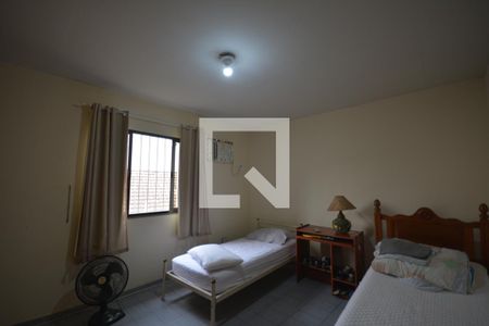 Casa à venda com 650m², 6 quartos e 8 vagasQuarto 2