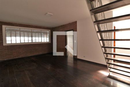 Sala 1 de casa à venda com 4 quartos, 200m² em Vila Marari, São Paulo