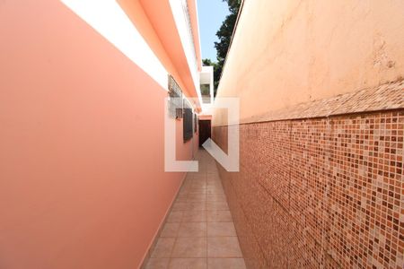 Casa à venda com 200m², 4 quartos e 3 vagasQuintal lateral