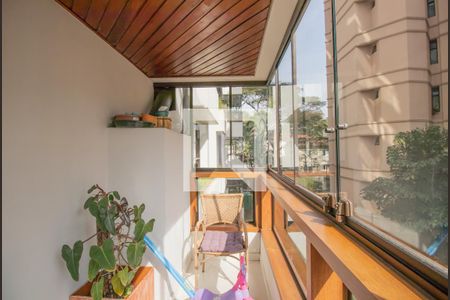 Apartamento à venda com 186m², 3 quartos e 3 vagasVaranda da Sala