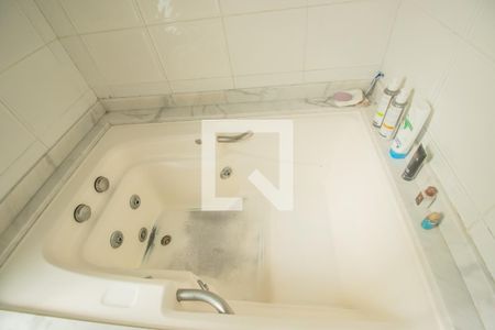 Apartamento à venda com 186m², 3 quartos e 3 vagasBanheiro 1 - Suíte 1