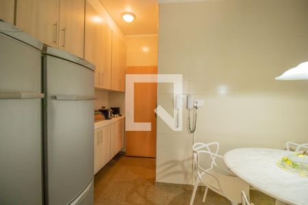 Apartamento à venda com 186m², 3 quartos e 3 vagasCozinha 