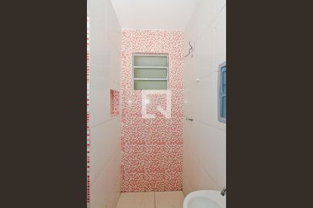 Banheiro de casa para alugar com 1 quarto, 62m² em Jardim Peri, São Paulo