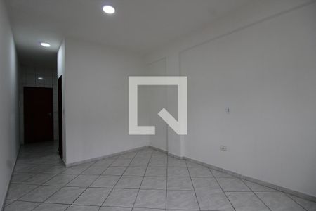 Sala de kitnet/studio para alugar com 1 quarto, 28m² em Vila Paulo Silas, São Paulo