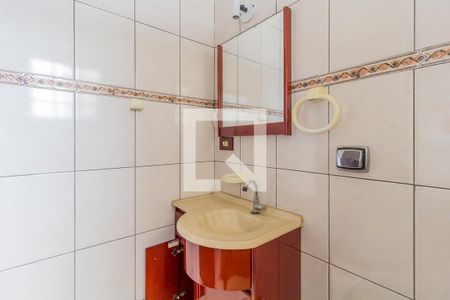 Casa de condomínio para alugar com 280m², 3 quartos e 6 vagasBanheiro da Suíte 1