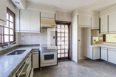 Casa de condomínio para alugar com 280m², 3 quartos e 6 vagasCozinha