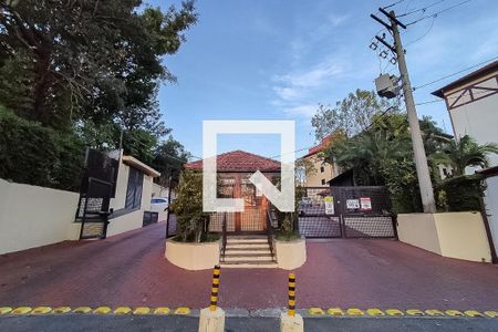 Apartamento para alugar com 90m², 3 quartos e 1 vaga Apartamento para alugar com 90m², 3 quartos e 1 vagaFachada