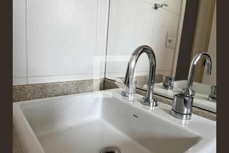 Apartamento para alugar com 136m², 3 quartos e 3 vagas Apartamento para alugar com 136m², 3 quartos e 3 vagasBanheiro