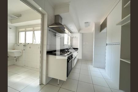 Apartamento para alugar com 136m², 3 quartos e 3 vagas Apartamento para alugar com 136m², 3 quartos e 3 vagasCozinha