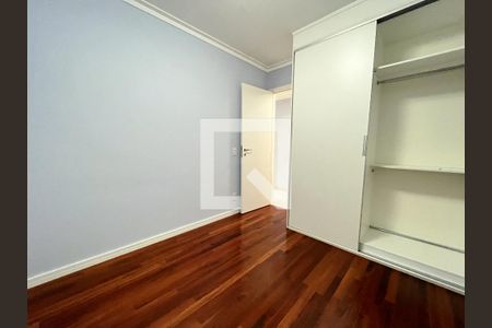 Apartamento para alugar com 136m², 3 quartos e 3 vagas Apartamento para alugar com 136m², 3 quartos e 3 vagasQuarto 2